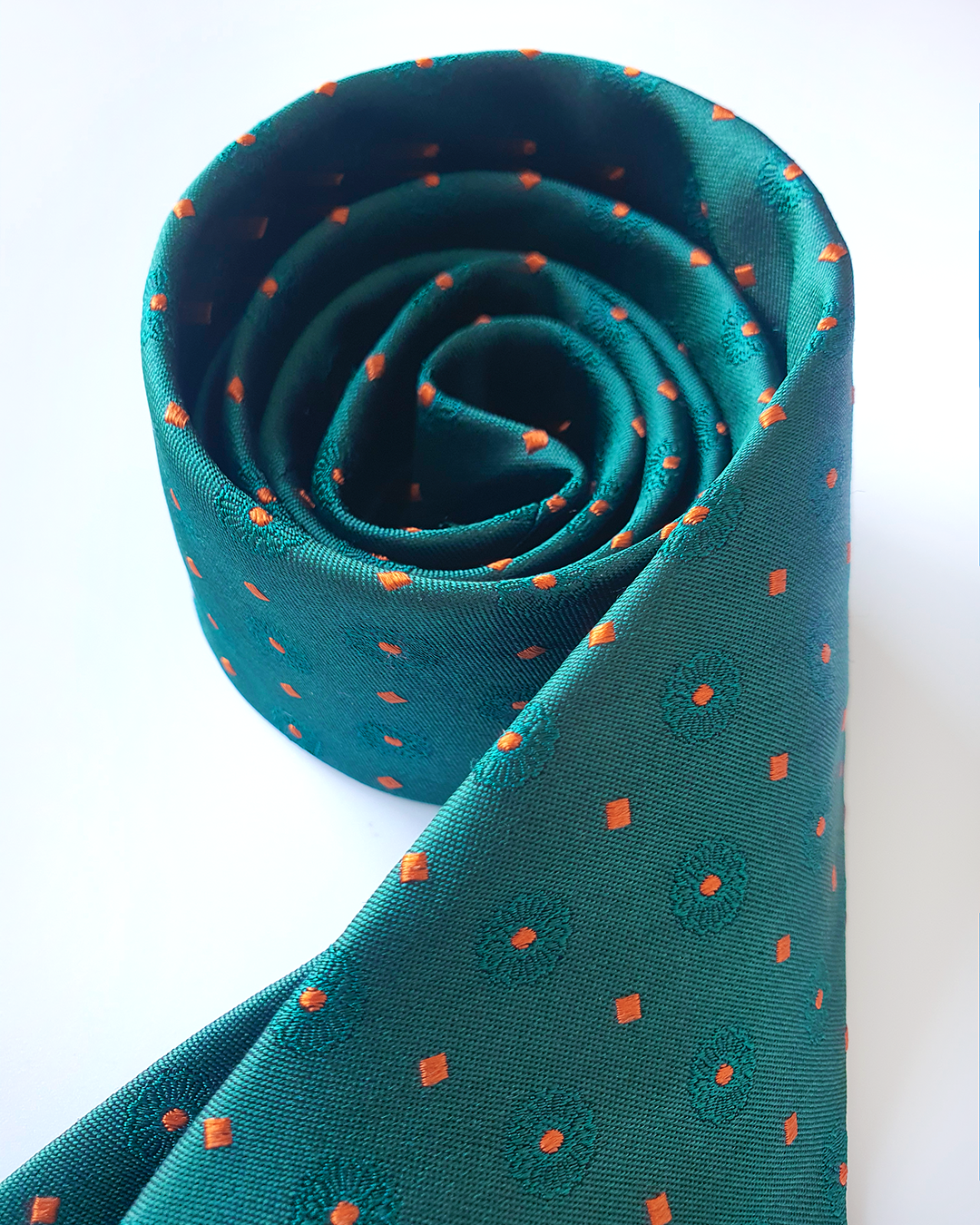 Luxury Gift for Dad/ Silk Necktie with Emerald Pattern and Cufflinks / 8cm × 145cm