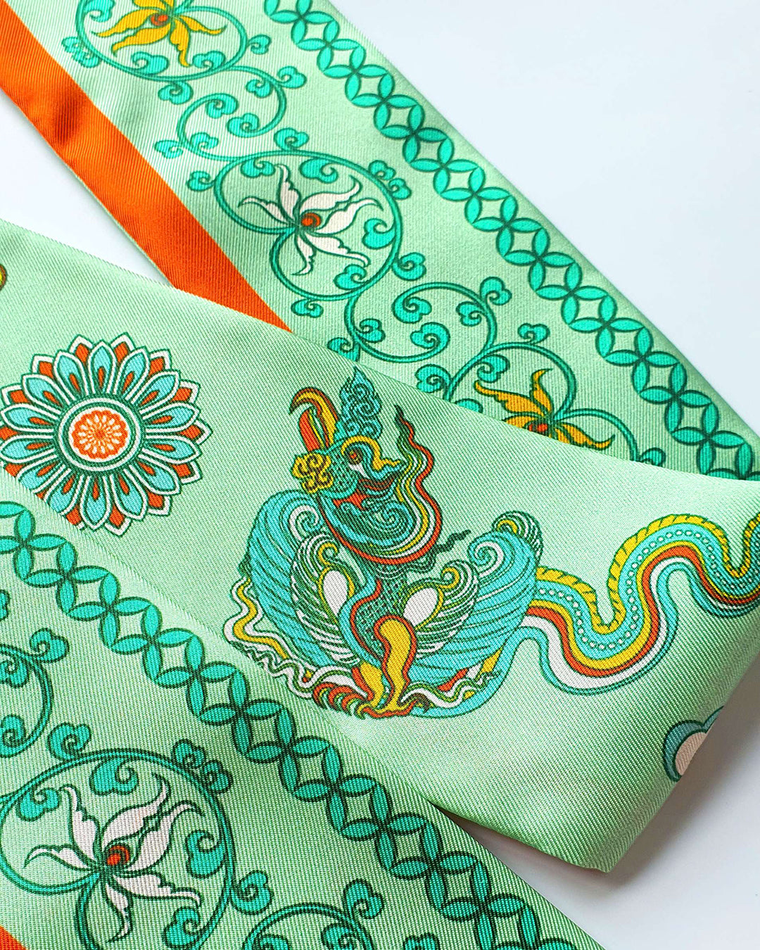 Phoenix Dance Silk Skinny Scarf / Green / 6x106cm / 2.4x44in