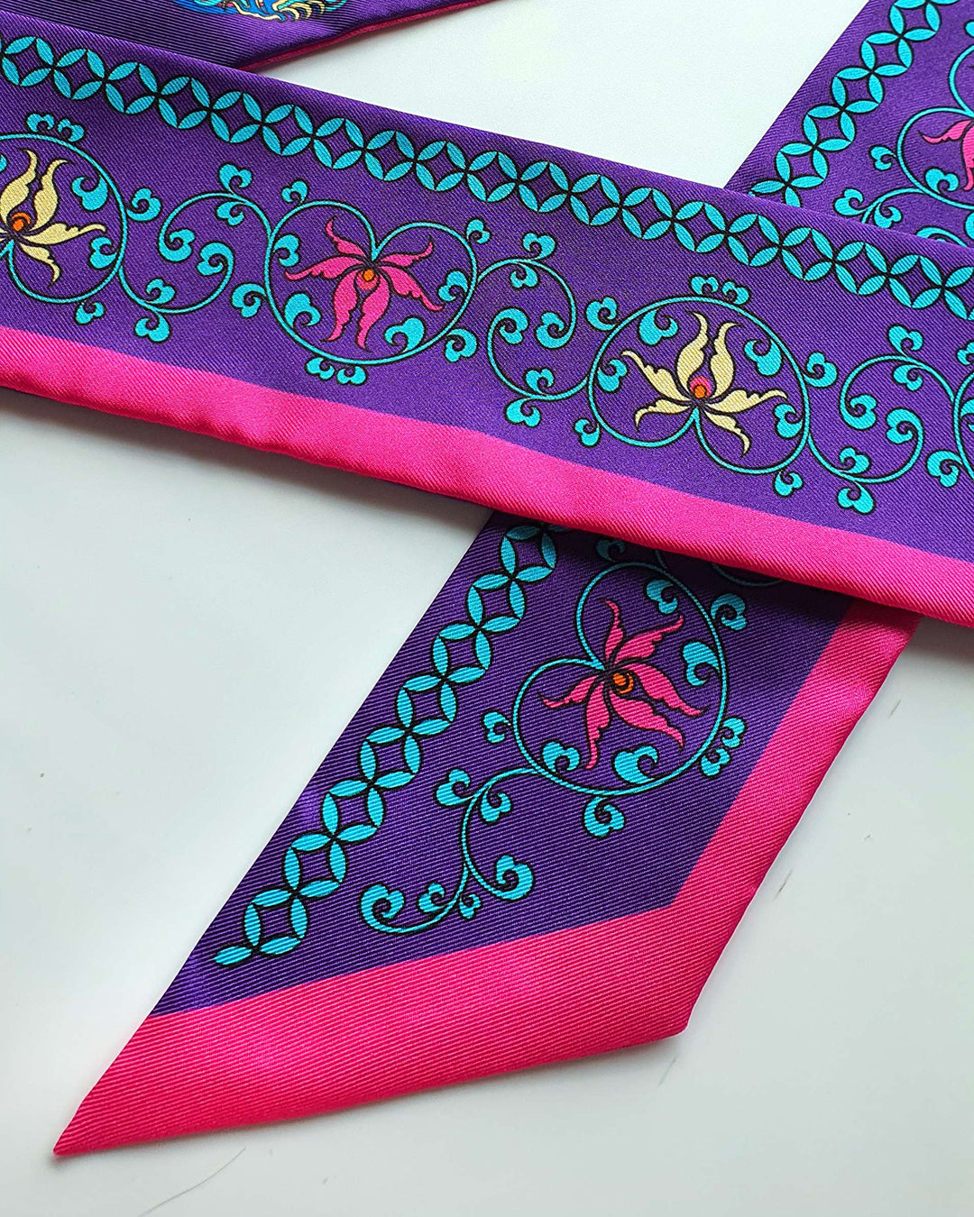 Phoenix Dance Silk Skinny Scarf / Purple / 6x106cm / 2.4x44in