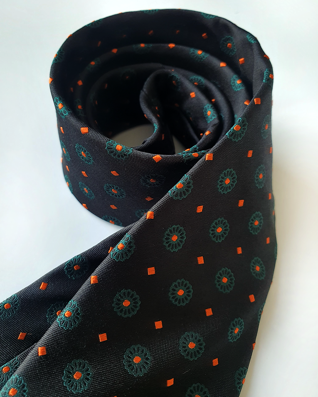 Luxury Gift for Dad/ Silk Necktie with Obsidian Jade Pattern and Cufflinks / 8cm × 145cm