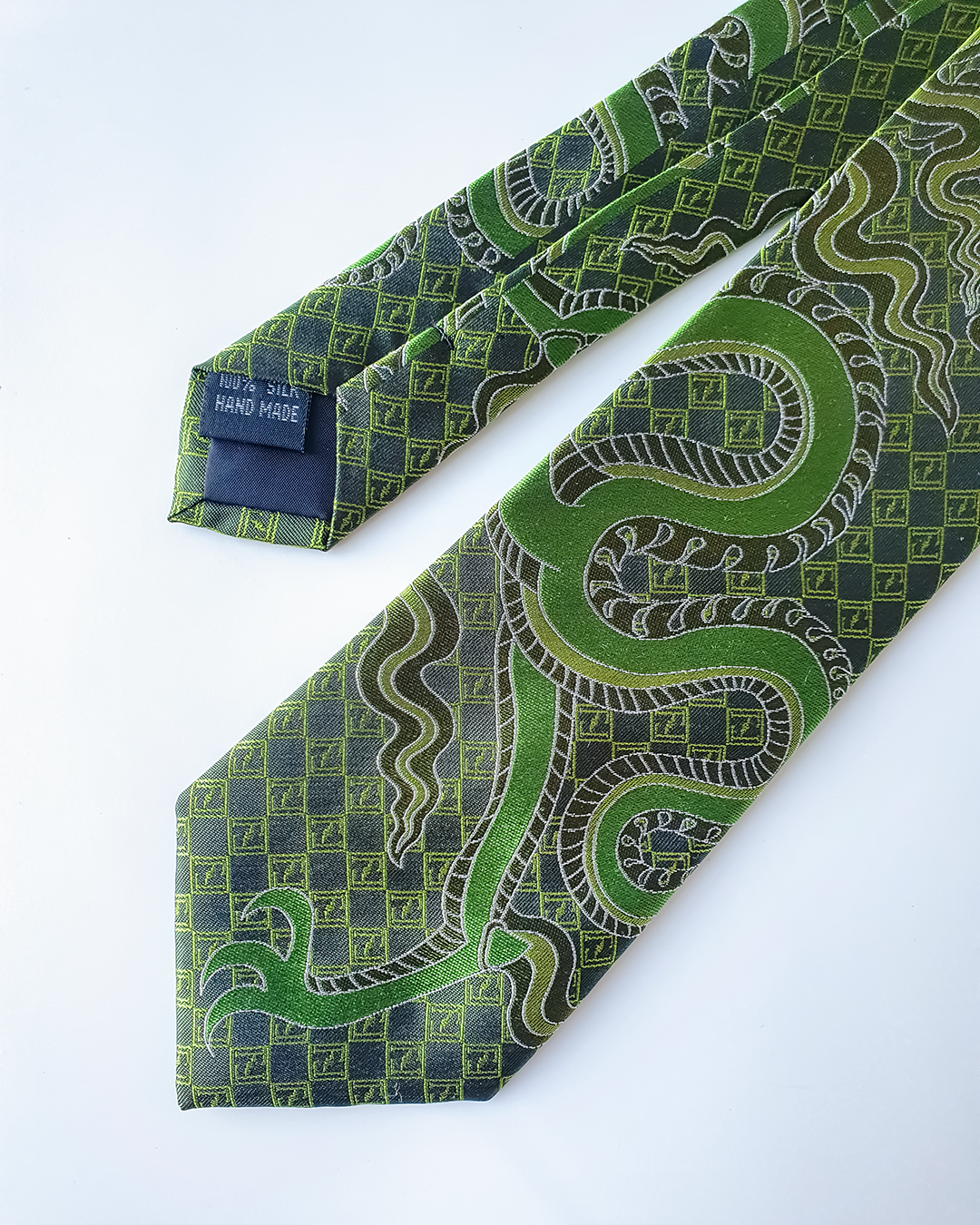 Luxury Gift for Dad/ Silk Necktie with Emerald Dragon Pattern / 8cm × 145cm