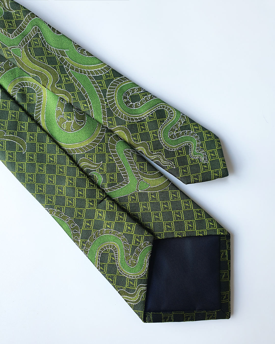 Luxury Gift for Dad/ Silk Necktie with Emerald Dragon Pattern / 8cm × 145cm