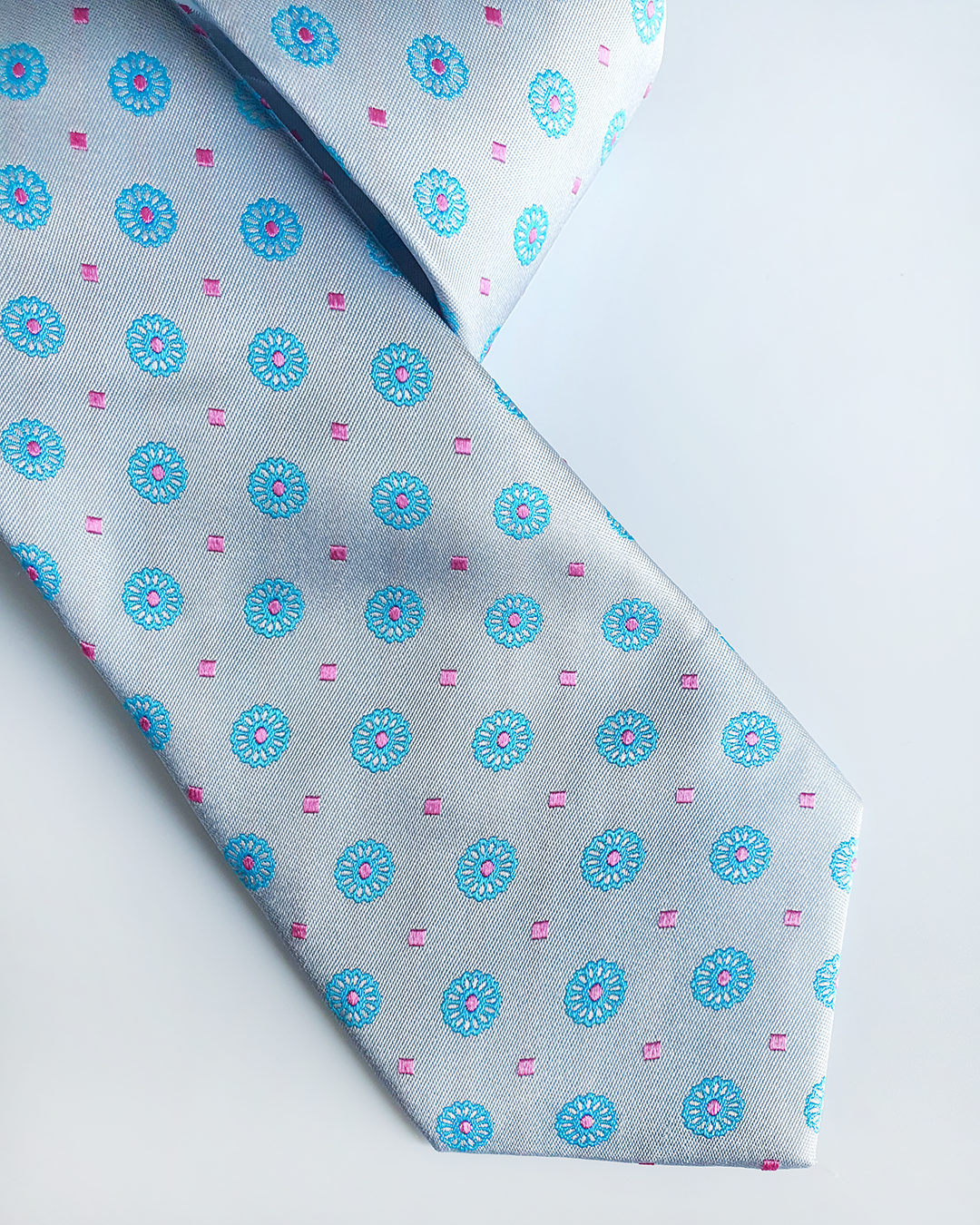 Luxury Gift for Dad/ Silk Necktie with White Jade Pattern and Cufflinks / 8cm × 145cm