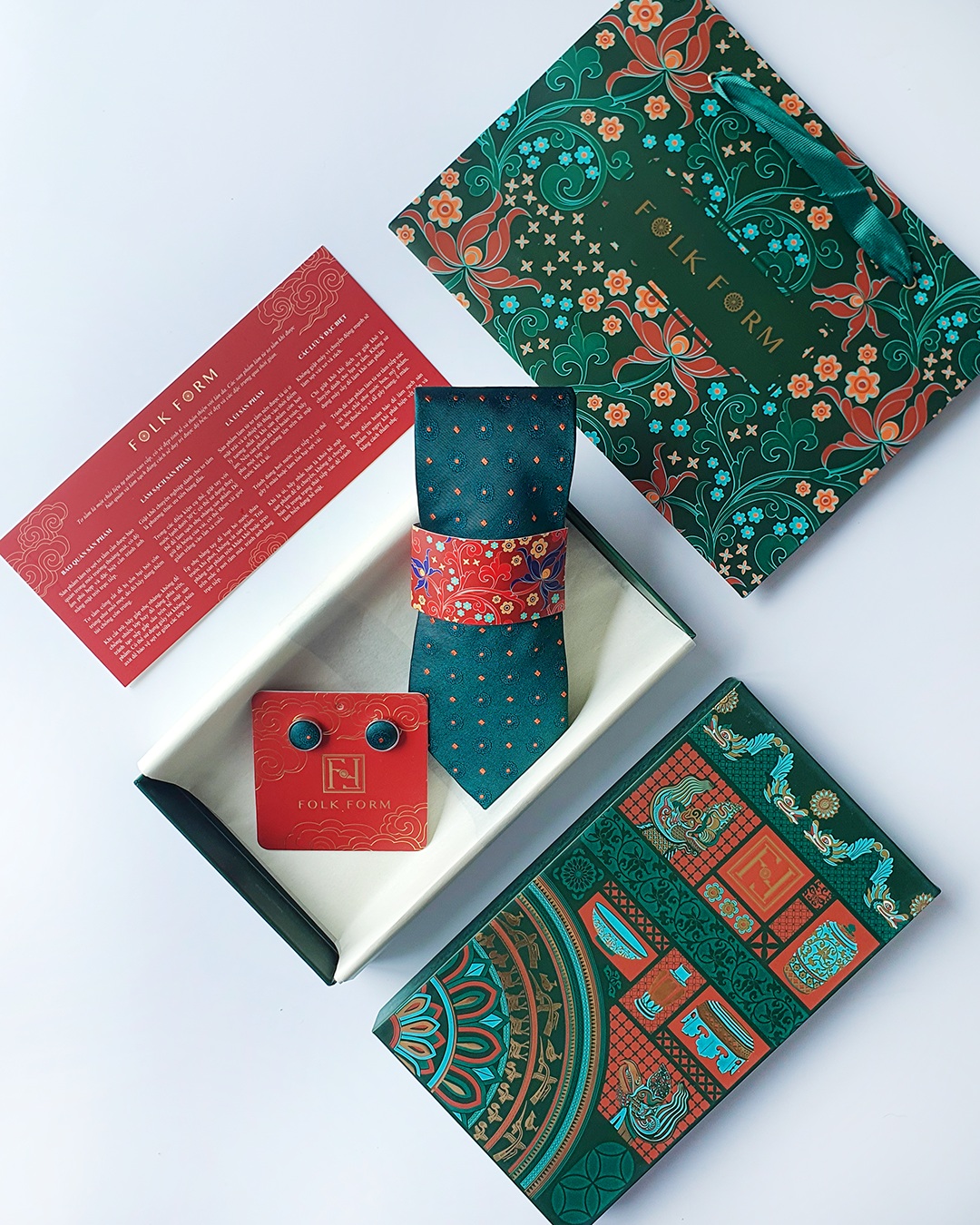 Luxury Gift for Dad/ Silk Necktie with Emerald Pattern and Cufflinks / 8cm × 145cm