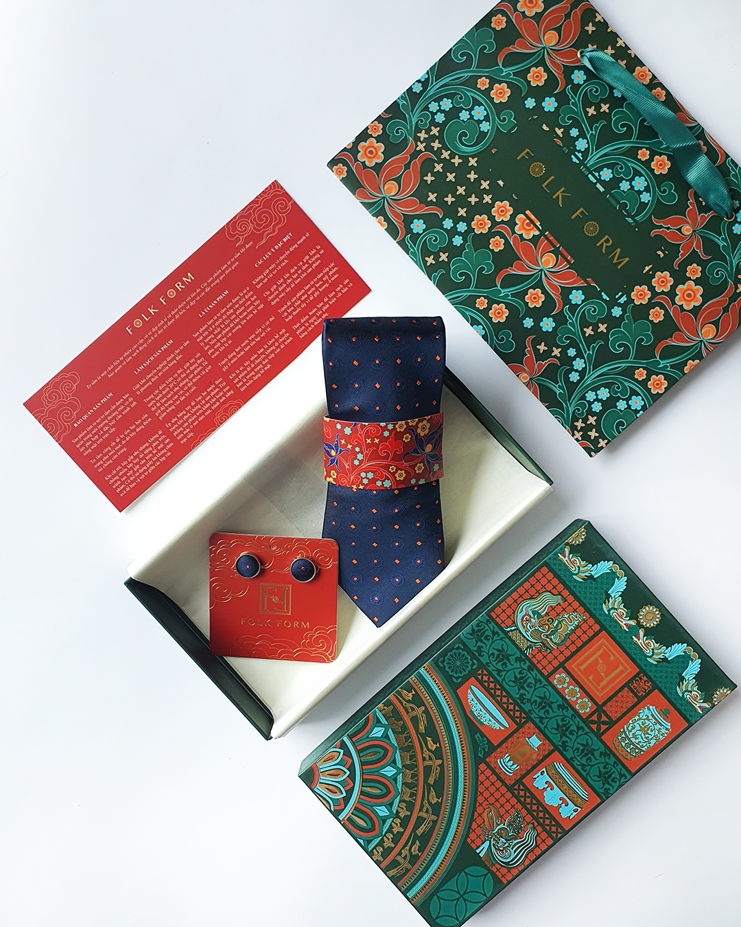 Luxury Gift for Dad/ Silk Necktie with Blue Jade Pattern and Cufflinks / 8cm × 145cm