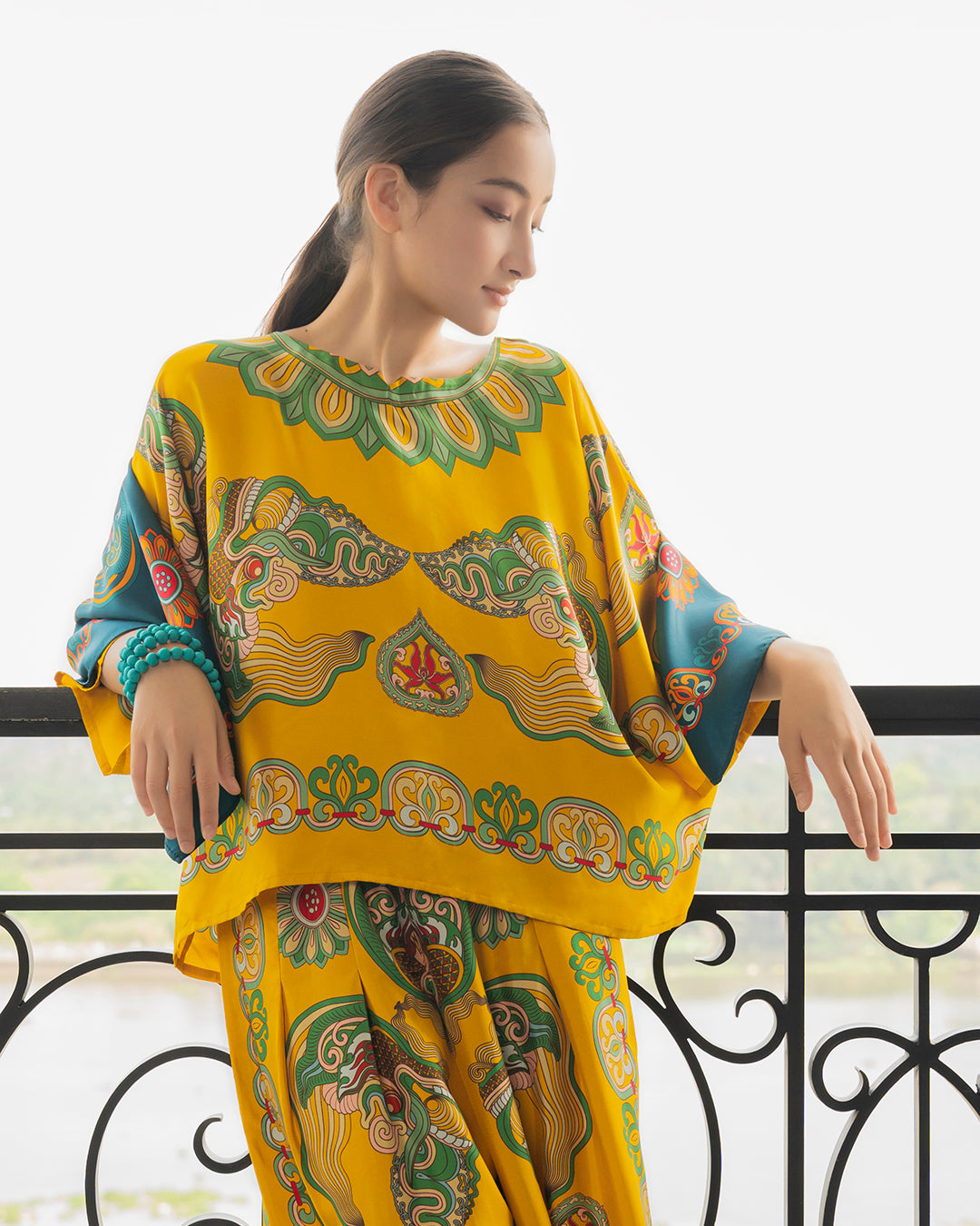 Silk Batwing Blouse 1940s / Yellow Dragon Of Grace
