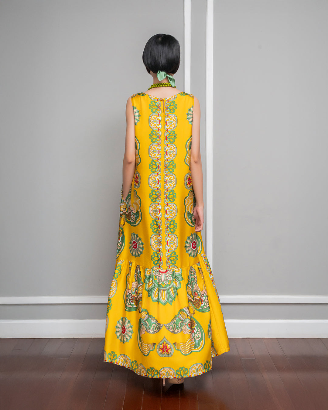 Silk Max Boho 1970 Sleeveless Dress / Yellow Dragon Of Grace