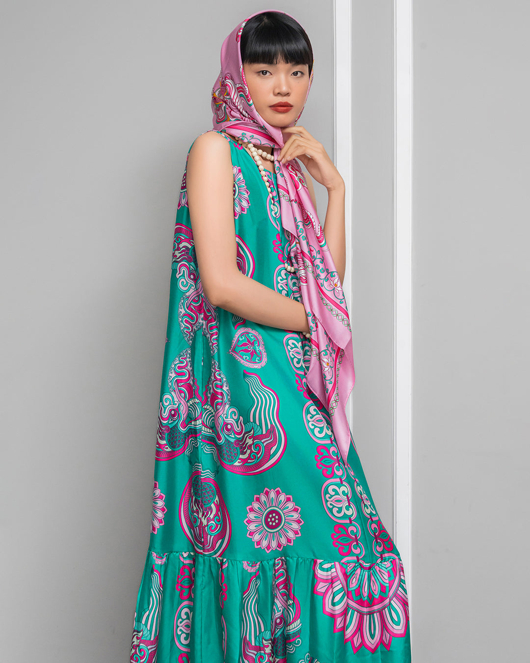 Silk Max Boho 1970 Sleeveless Dress / Turquoise Dragon Of Grace