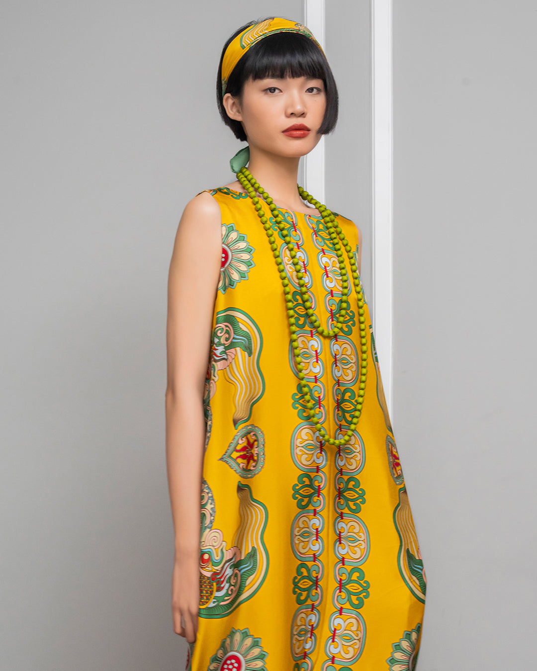 Silk Max Boho 1970 Sleeveless Dress / Yellow Dragon Of Grace