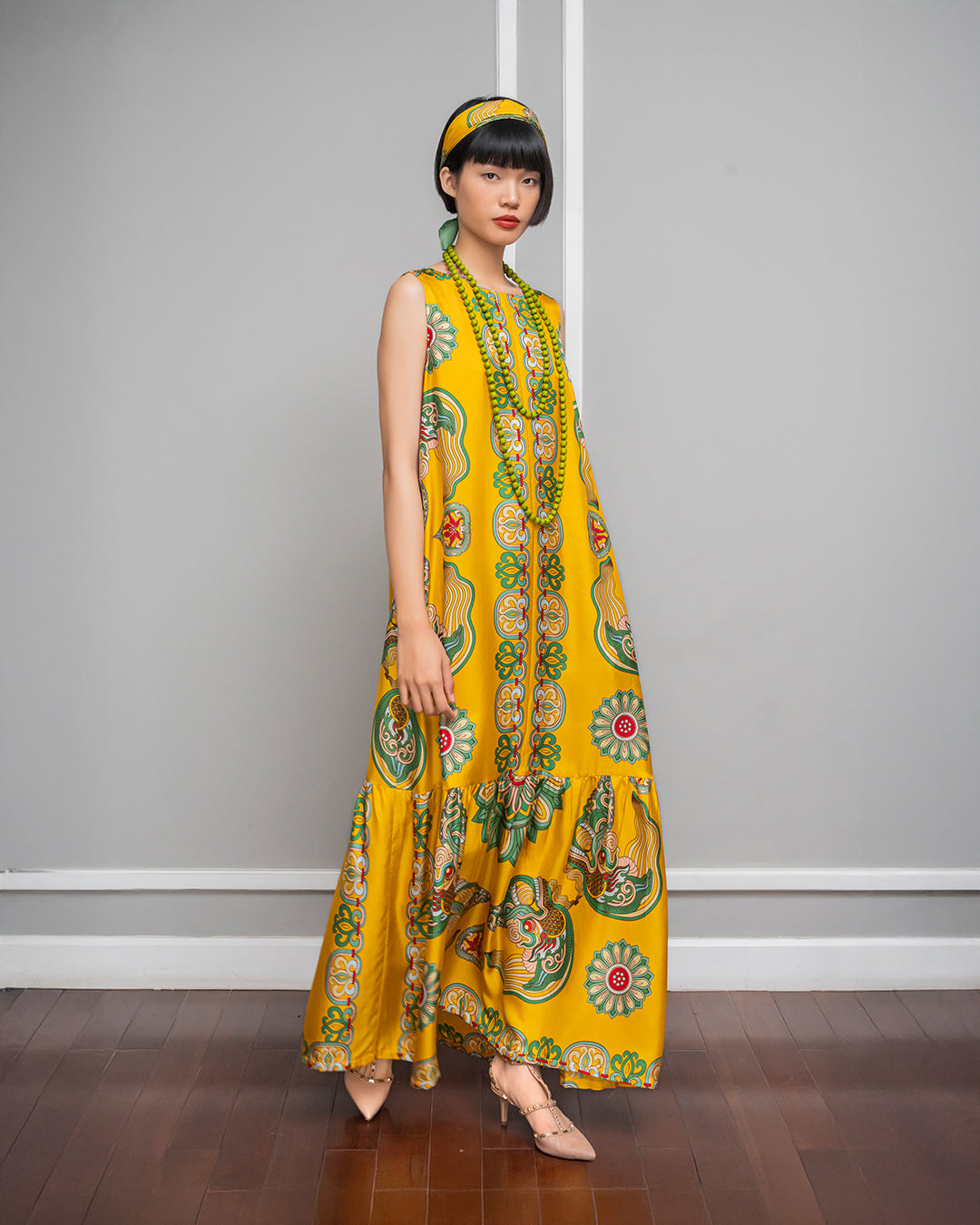 Silk Max Boho 1970 Sleeveless Dress / Yellow Dragon Of Grace