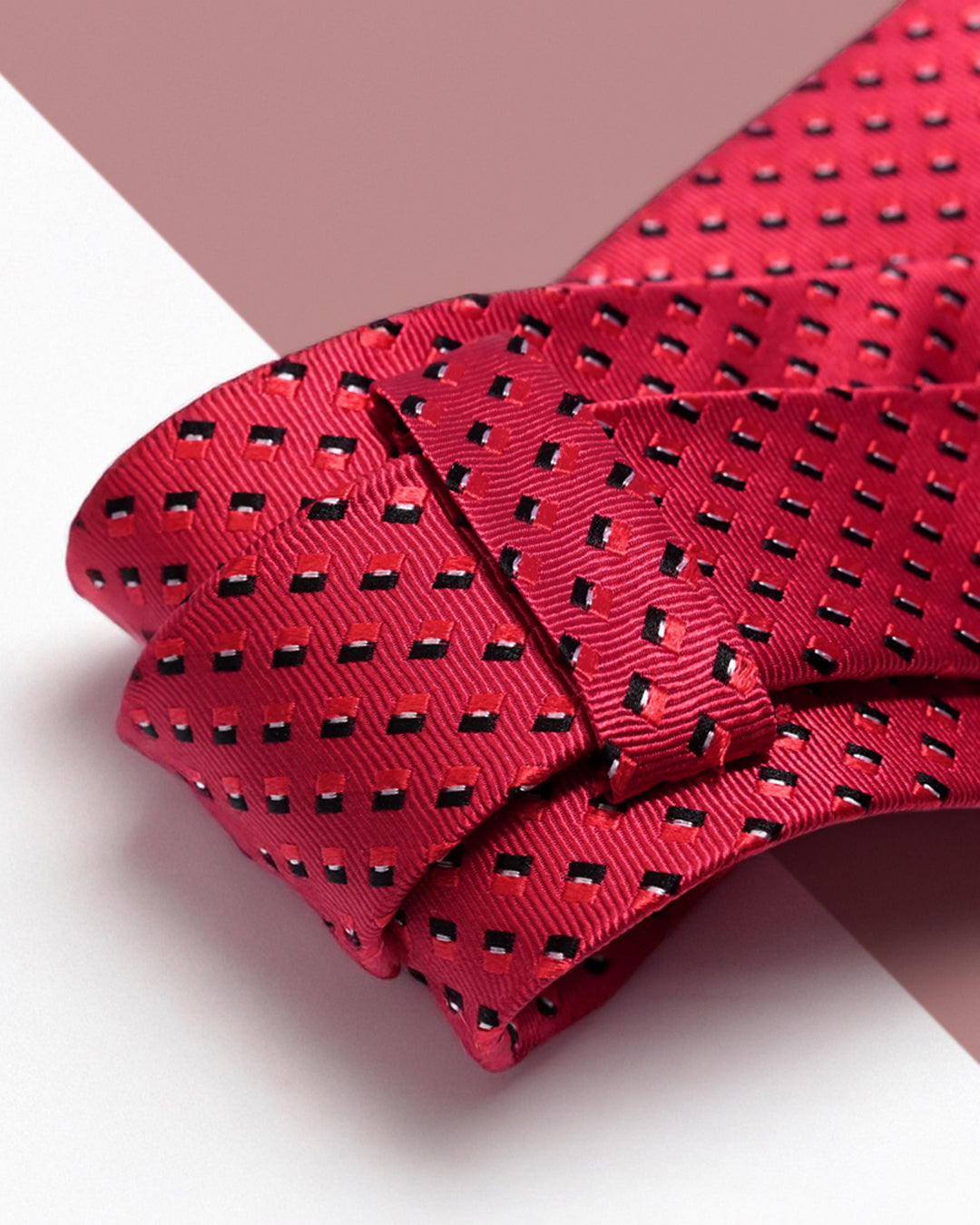 Gift for Dad/ Silk Necktie with Geometric Pattern / Red / 8cm × 145cm