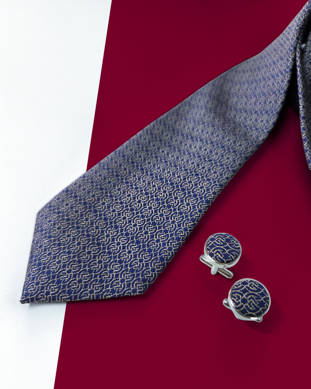 Blue Chain silk jacquard tie and cufflinks set, 3.1 inch wide, view 8