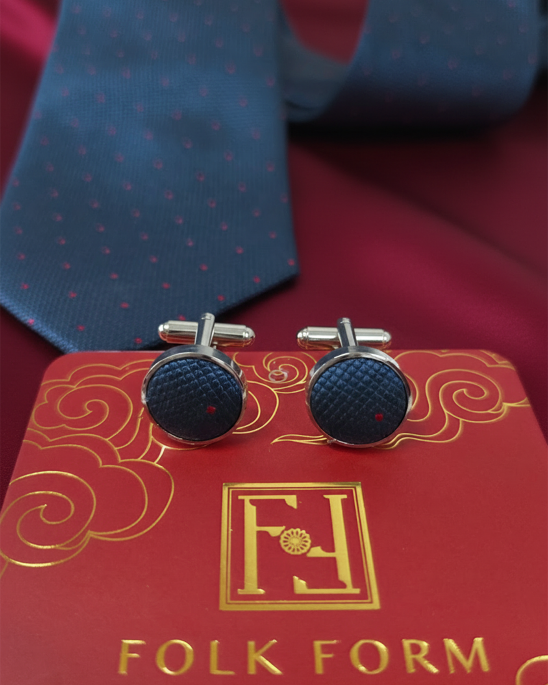 Navy Dot silk jacquard tie and cufflinks set, 3.1 inch wide, view 5