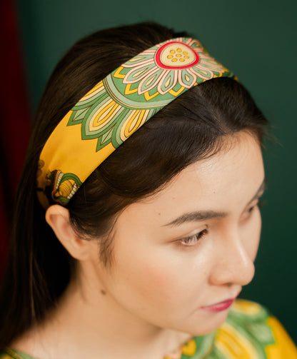 Dragon Of Grace Silk Scarf / Yellow / 55x55cm / 22x22in