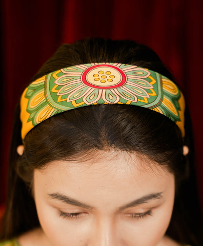 Dragon Of Grace Silk Scarf / Yellow / 55x55cm / 22x22in