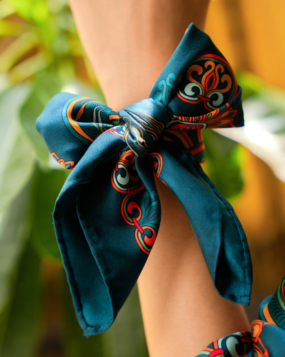 Dragon Of Grace Silk Square Scarf / Dark Green