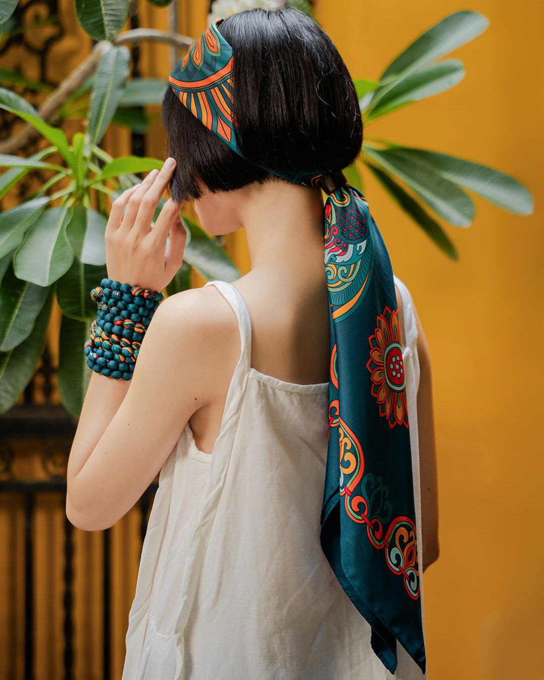 Dragon Of Grace Silk Square Scarf / Dark Green