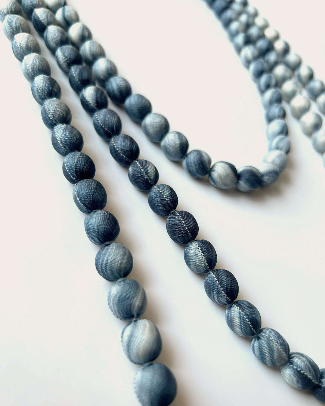 Marble Silk Wrapped Bead Necklace / Dark Indigo & White / 110cm / 44in