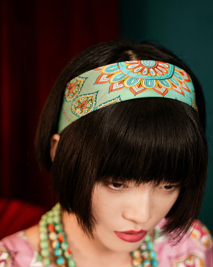 Phoenix Dance Silk Scarf / Green